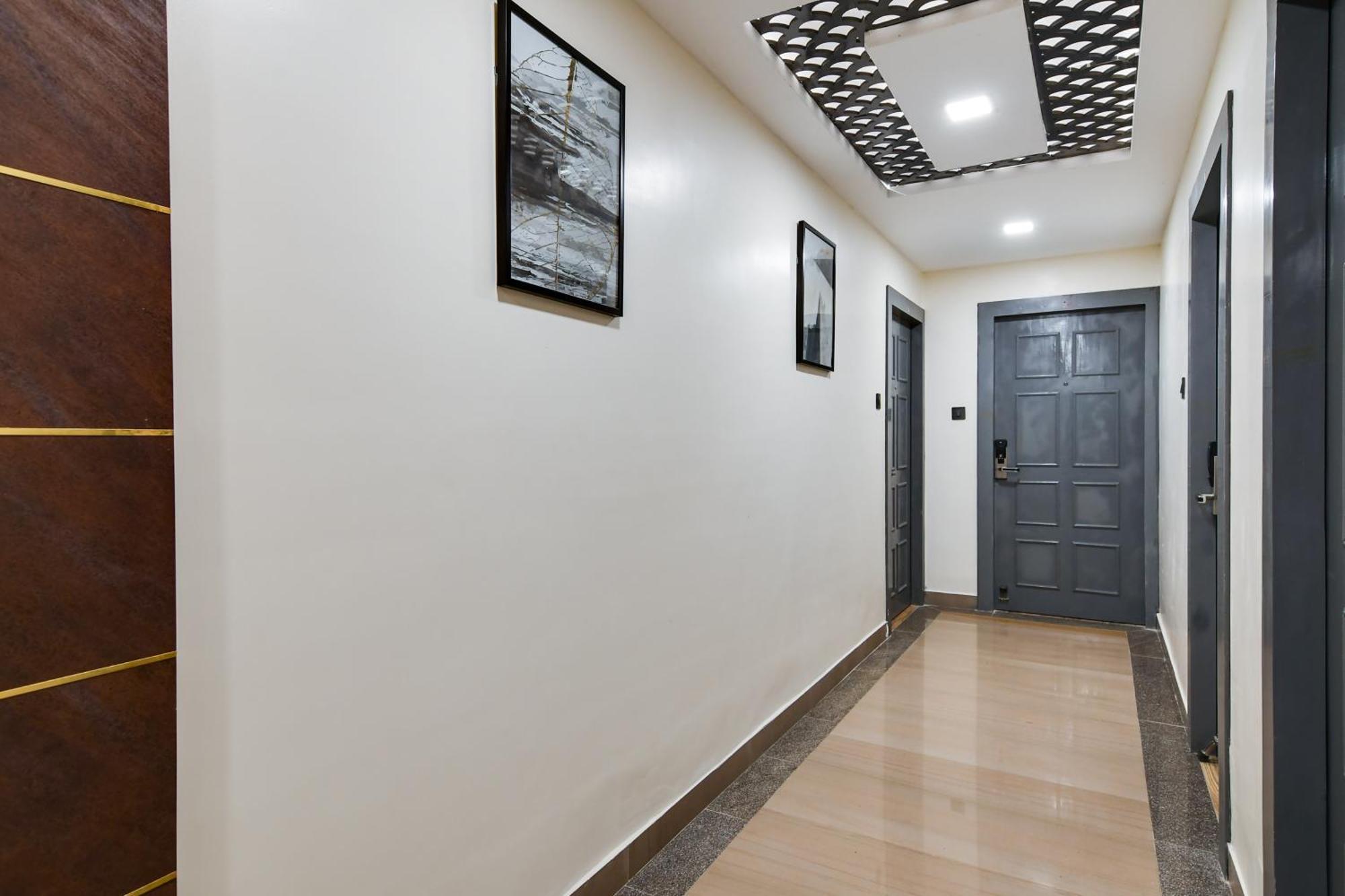 Super Townhouse Oak Sayhallo Ecstasy Bhubaneswar Exterior photo